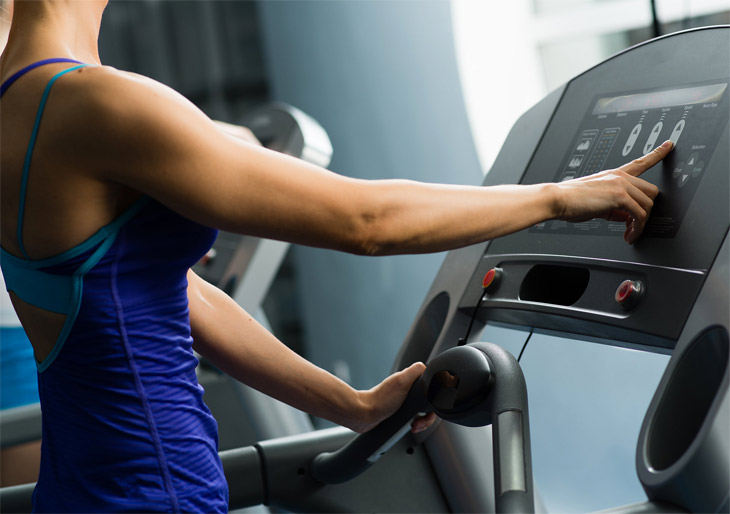 6 Tips to Find the Right Treadmill for You and Your Client